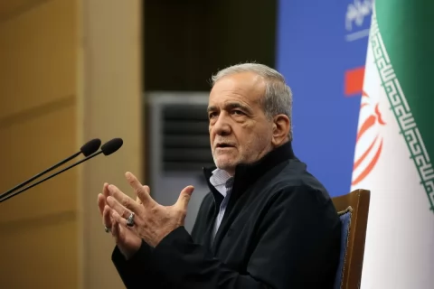 Pezeşkiandan Zəngəzur açıqlaması: məsələ şişirdilir