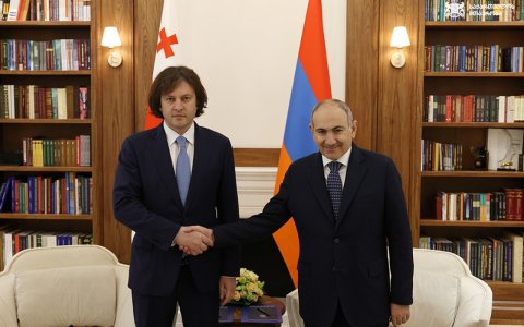 Paşinyan həmkarına Vaşinqton görüşü barədə məlumat verdi