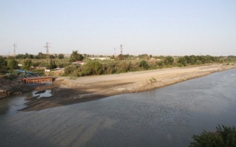 Kür çayında kritik vəziyyət