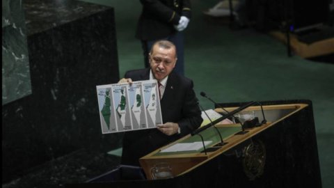 Ərdoğan məqalə yazdı: Qəzzadan Suriyaya, Afrikadan Asiyaya qədər...