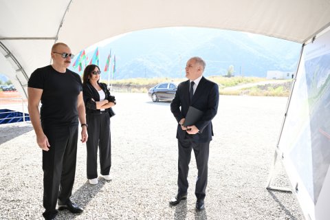 Kəlbəcərdə 4-cü yaşayış kompleksinin təməli qoyuldu - FOTO