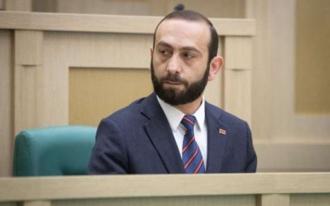 Mirzoyan Azərbaycanla paraflanmış sazişdən danışdı