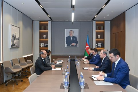 Ceyhun Bayramov Cibuti XİN-in baş katibi ilə görüşdü