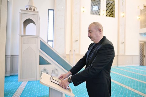 Hadrutda inşa edilmiş məscidin açılışı oldu