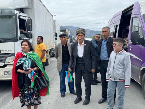 Kəlbəcərə köçən 32 ailəyə mənzillərin açarları təqdim edildi - FOTO