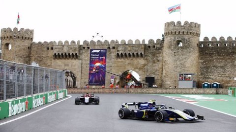 Formula 1-də iki min könüllü fəaliyyət göstərəcək