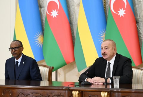 Prezidentlər mətbuata bəyanat verdilər: Ruanda yaxşı tərəfdaşdır