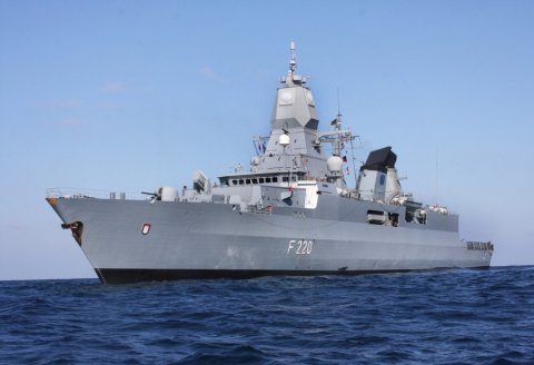 Rus təyyarələri Almaniya gəmilərini izlədi
