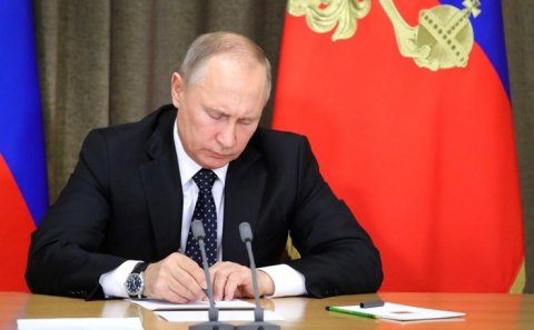 Putin yeni baş prokuror təyin etdi - FOTO