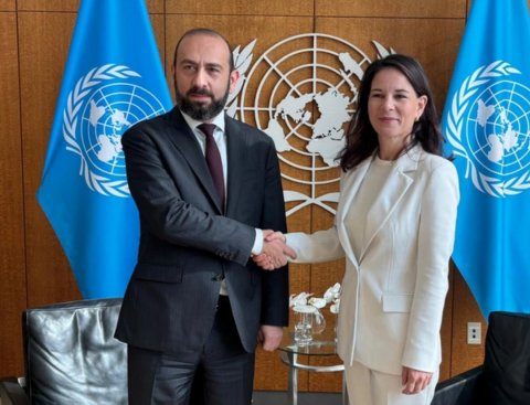 Mirzoyan onunla sülhdən danışdı