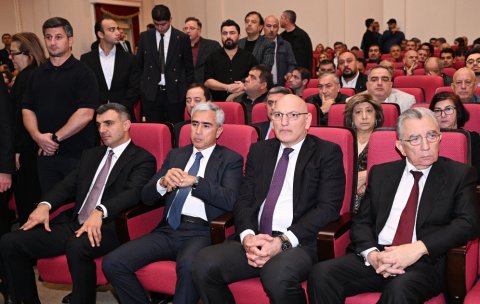 Rəsmilər Cabir İmanovun vida mərasimində - FOTO