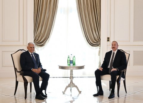 İlham Əliyev Qəbələdə Binəli Yıldırımı qəbul edib