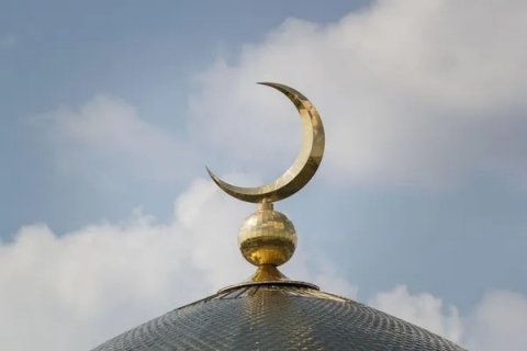 Türkmənistan Füzulidə məscid tikir