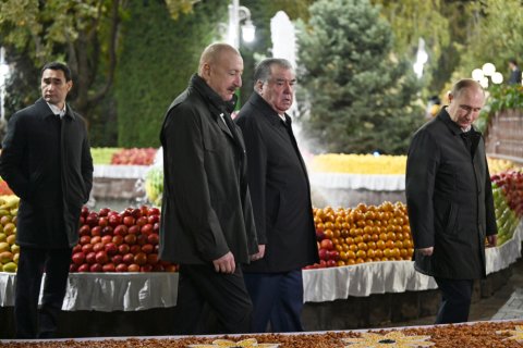 Prezident Düşənbədə şam yeməyində iştirak edir