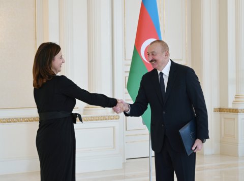 Prezident Avropa İttifaqının yeni səfirinin etimadnaməsini qəbul etdi