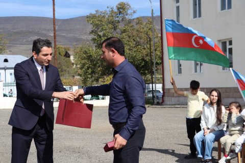 Xocalının Təzəbinə kəndinə növbəti köç oldu