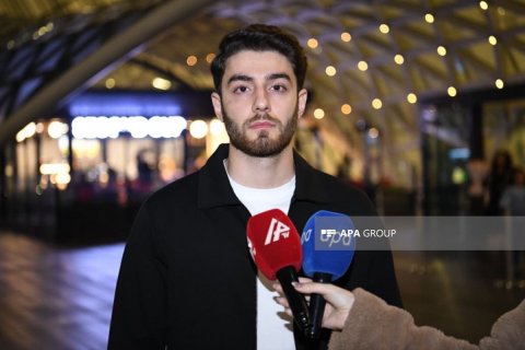 Rusiyada həbsdən buraxılan azərbaycanlı iş adamı Bakıya gəldi