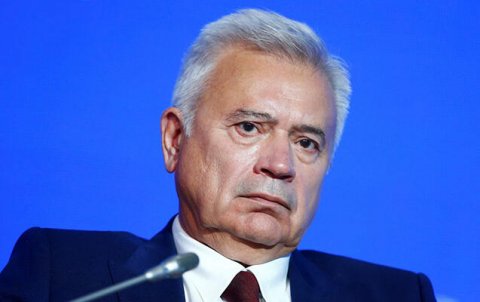 Vahid Ələkbərov 2 gündə 1 milyard itirdi