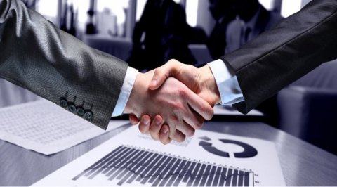 Baş nazir sahibkarlarla bağlı qərarda dəyişiklik etdi