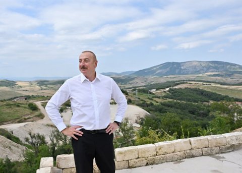 Bu gün Qarabağ və Şərqi Zəngəzur dirçəlir