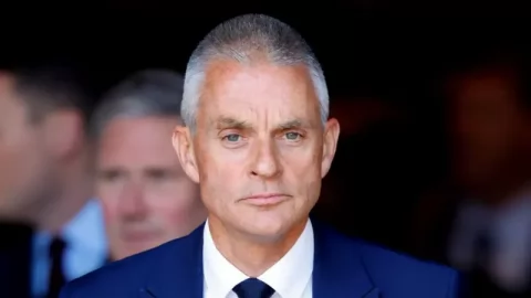 BBC-nin baş direktoru istefa verib