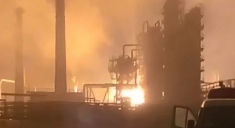 Rusiyanın ən böyük neft zavodu bağlandı