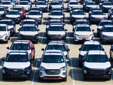 Azərbaycanda bu maşınlar 100 faiz bahalaşdı