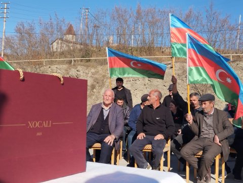 Şuşakəndə 54 nəfər qayıtdı - FOTO