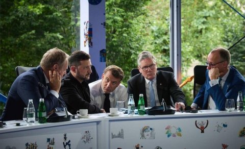 Zelenski Avropa liderləri ilə bir arada