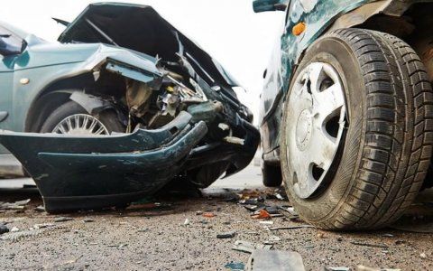 Goranboyda maşınlar toqquşdu - 3 nəfər xəsarət aldı