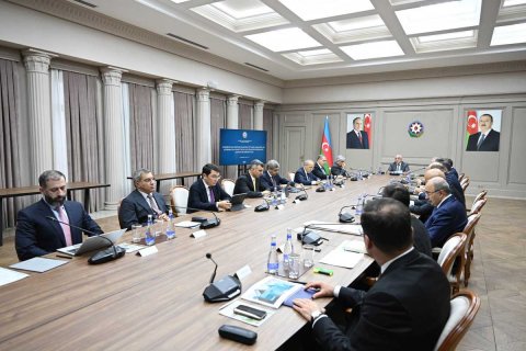 Baş nazir iclas keçirdi - Tapşırıqlar verildi