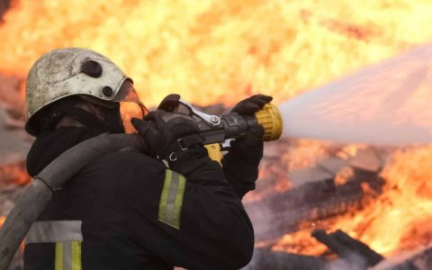 Qaxda uşaq bağçası yandı