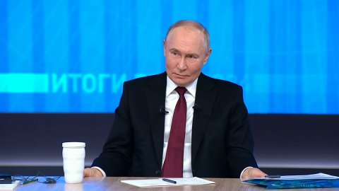 Putin: Ukrayna ilə sülh danışıqlarını rədd etmirik
