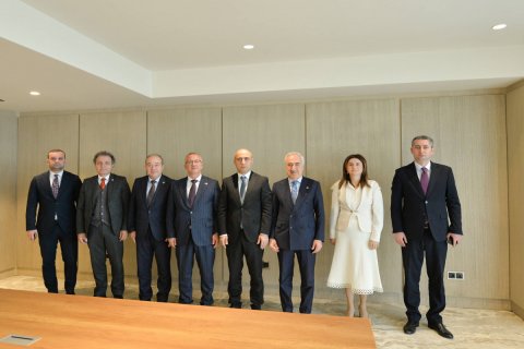 Emin Əmrullayev türkiyəli rektorlarla görüşdü