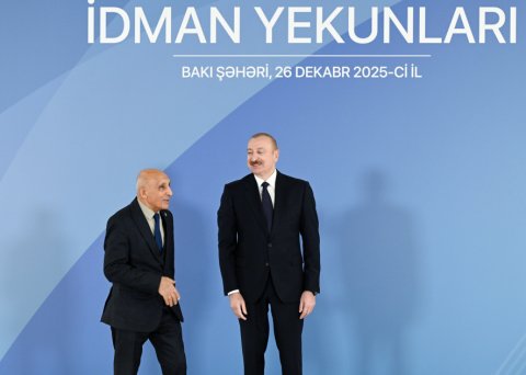 Prezident bu idmançılara ev verdi - SİYAHI