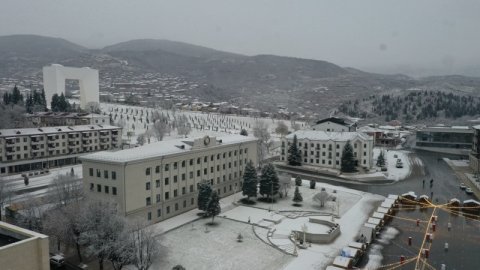 Xankəndiyə ilk qar yağdı