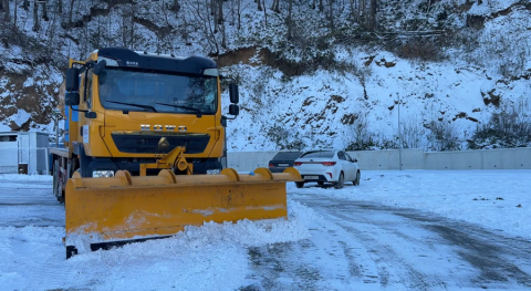 Şuşanın küçələri qardan təmizlənir