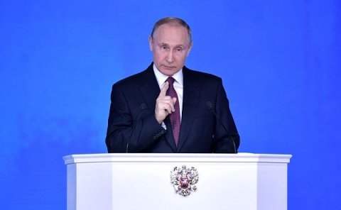 Putin İran prezidenti ilə bu məsələləri müzakirə edib