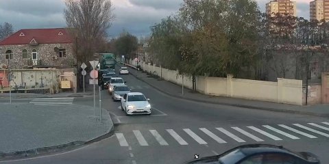 Binəqədidə yol hərəkətində dəyişiklik edildi - Yeni işıqforlar quraşdırıldı