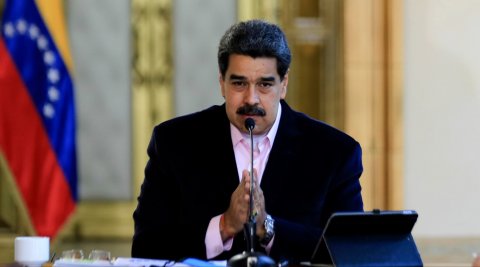 Prezidenti pula görə kim satıb?