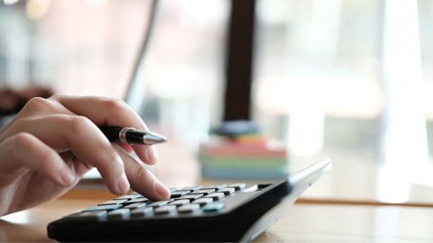 Dövlət hesabına təhsil alanlar üçün rekord məbləğ ayrılıb