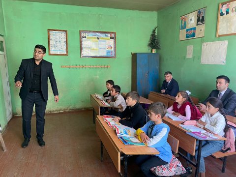 Kənddə çalışan müəllimlərin maaşına əlavələr ödəniləcək