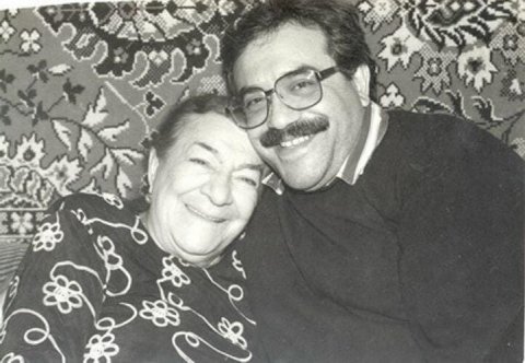 Prezident Nəsibə Zeynalovanın oğlunu təltif etdi