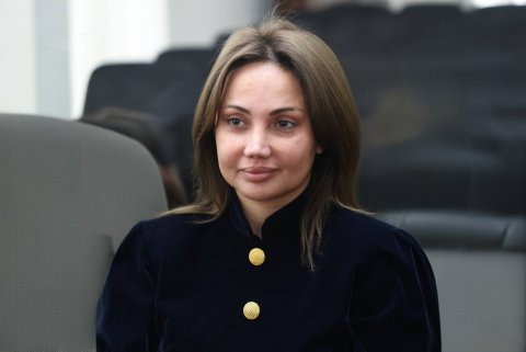 Amnistiya ilə azadlığa çıxan müğənni yenidən məhkəməyə verildi