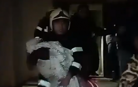 Masazırda yaşayış binasında yanğın - Sakinlər təxliyə olundu