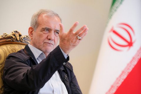 Pezeşkian xalqı meydanlara çağırdı