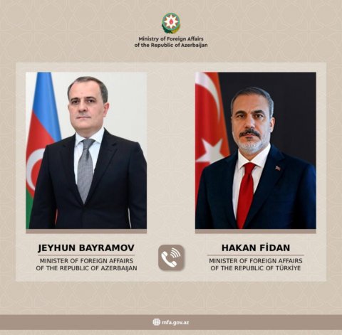 Ceyhun Bayramov Fidanla regionu müzakirə etdi