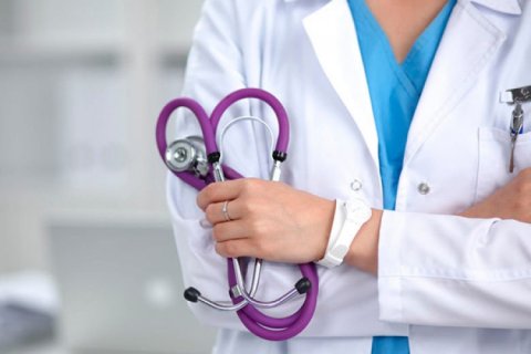 Bəzi həkimlərin maaşına əlavələr veriləcək - QƏRAR