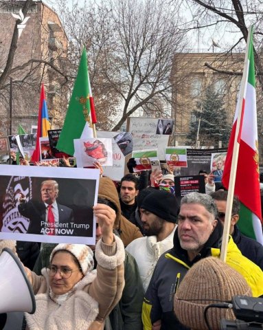 Ermənistanda İran əleyhinə aksiya keçiririlir - FOTO