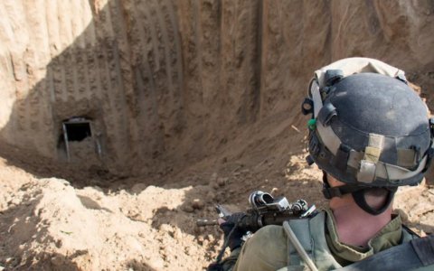 İsrail Qəzzada 4 km uzunluğunda tunelini dağıtdı